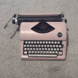 Pink Typewriter 