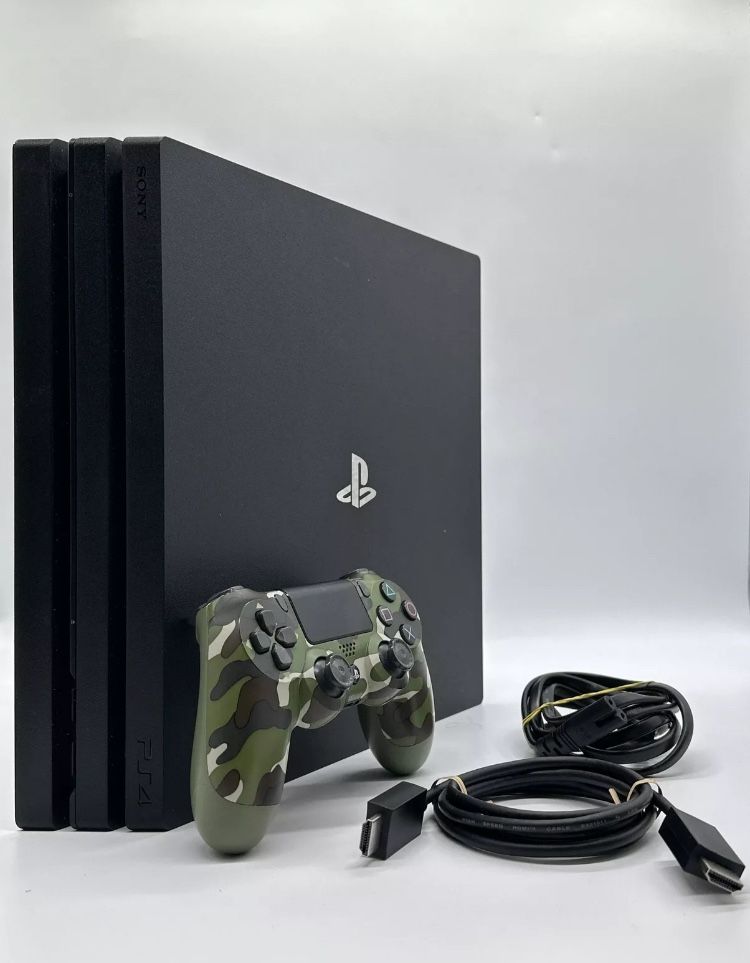 Sony PlayStation 4 Pro CUH-7215B 1TB Console Black w/controller & Cables
