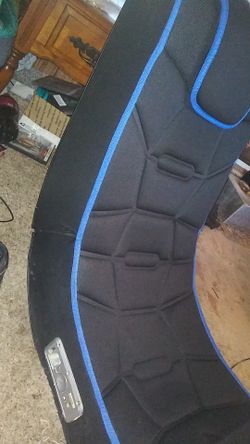 Gaming foor chair