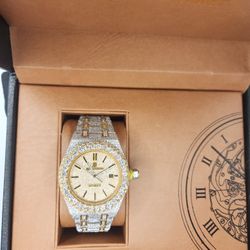 Moissanite VVS Quality Full Bustwdown Luxury Designer Watch (PASSES TESTER)