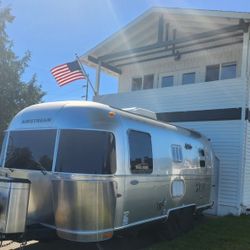 Airstream Flying Cloud 23FB 