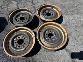 Original full-size ford or Lincoln 14-inch steel rims, 5 on 5 lugs