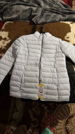 Brand new nautica woman’s jacket small