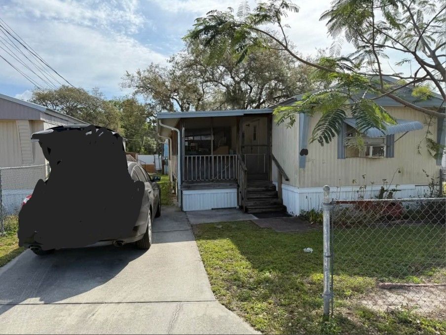 2BR & 1 1/2 Bathrooms Mobile Home for Sale
