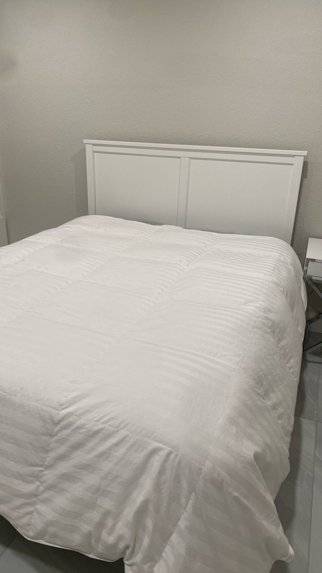Beautiful New Queen White Bed Frame and Mattress