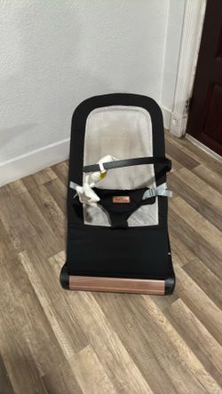 Cozy Baby Bouncer Chair - Ultimate Comfort & Support for Your Little One (Black)