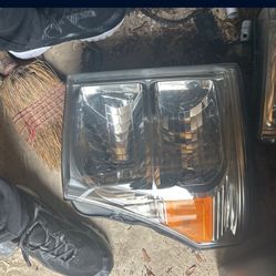 Factory 2013 F350 Headlights 