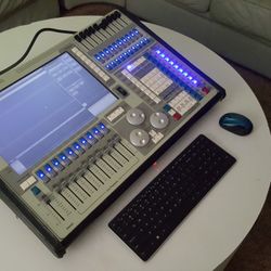 Avolites Tiger Touch Lighting Console