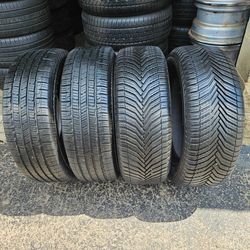 235 65 17. 2 tires Goodyear and  2 Michelin