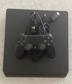PS4 slim