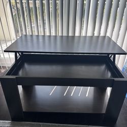 Coffee Table - Lifts With Storage