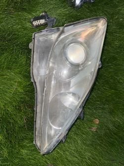 2006-2008 Lexus is250 headlights