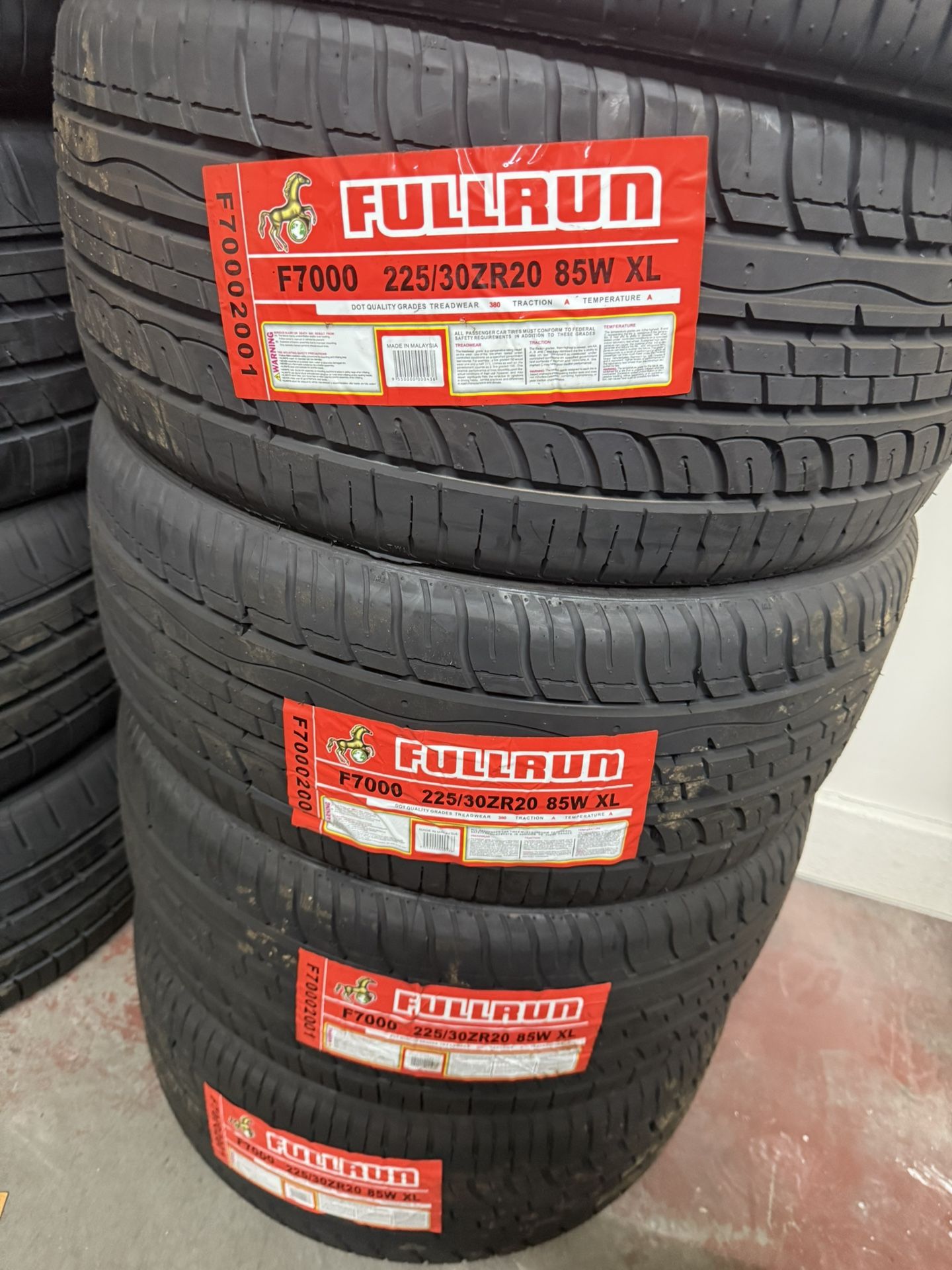 BRAND NEW TIRES 225/30r20 FULLRUN FOR SALE SET OF 4 TIRES $329 WITH INSTALLATION AND BALANCING