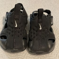 Baby Nike Sandals 2c