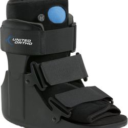 United Ortho USA14115 Short Air Cam Walker Fracture Boot, Medium, Black