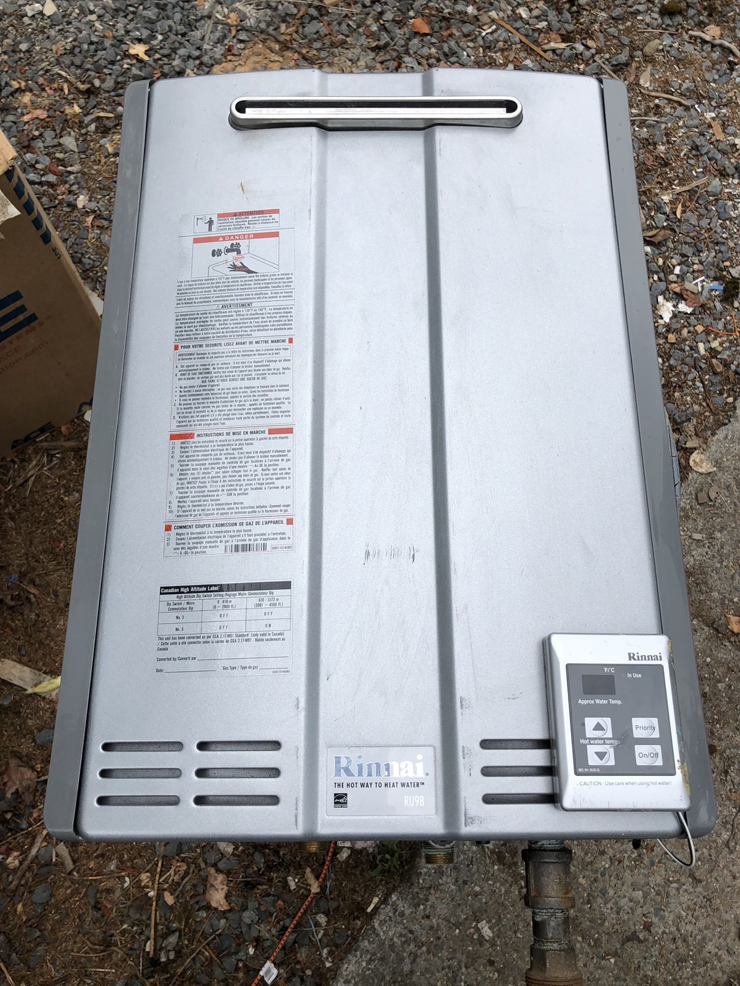 Rinnai ru98 as is gas tankless hot water heater parts or repair for