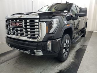 2024 GMC Sierra 3500 Denali DIESEL TRUCK 4WD LOW MI GMC SIERRA 3500 4X4