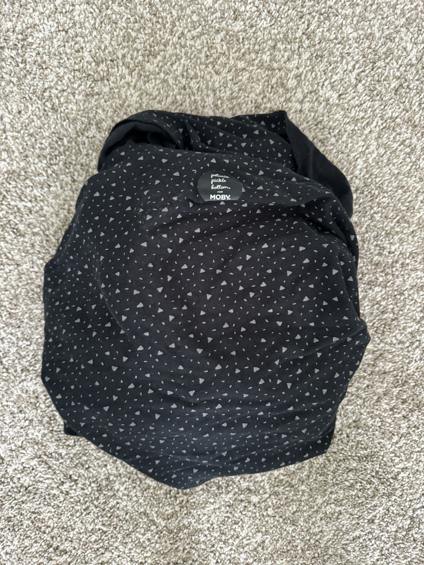 MOBY Wrap Baby Carrier - Petunia pickle bottom