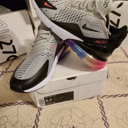 Nike 270