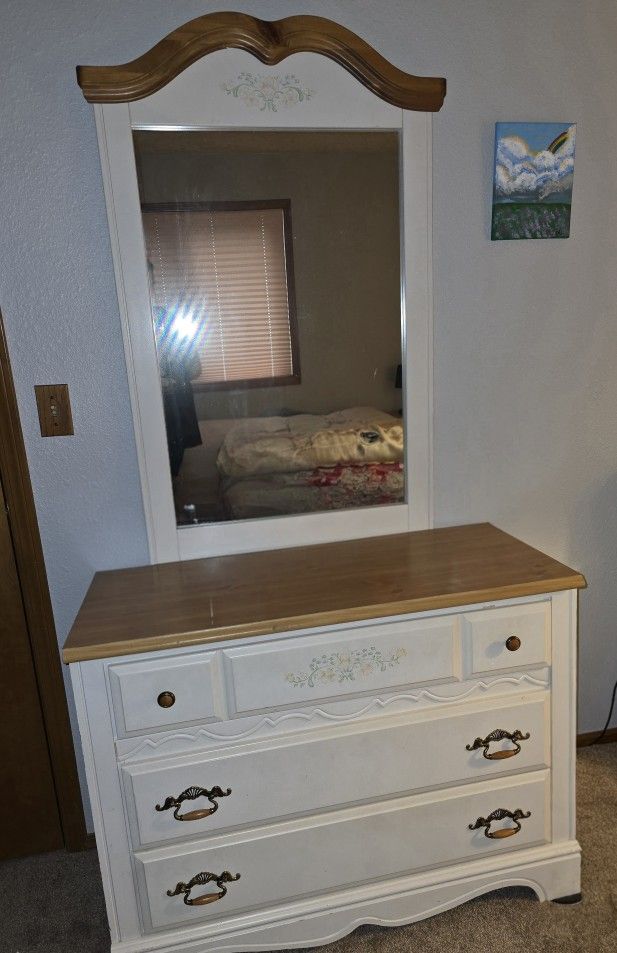 Matching Bedroom Set