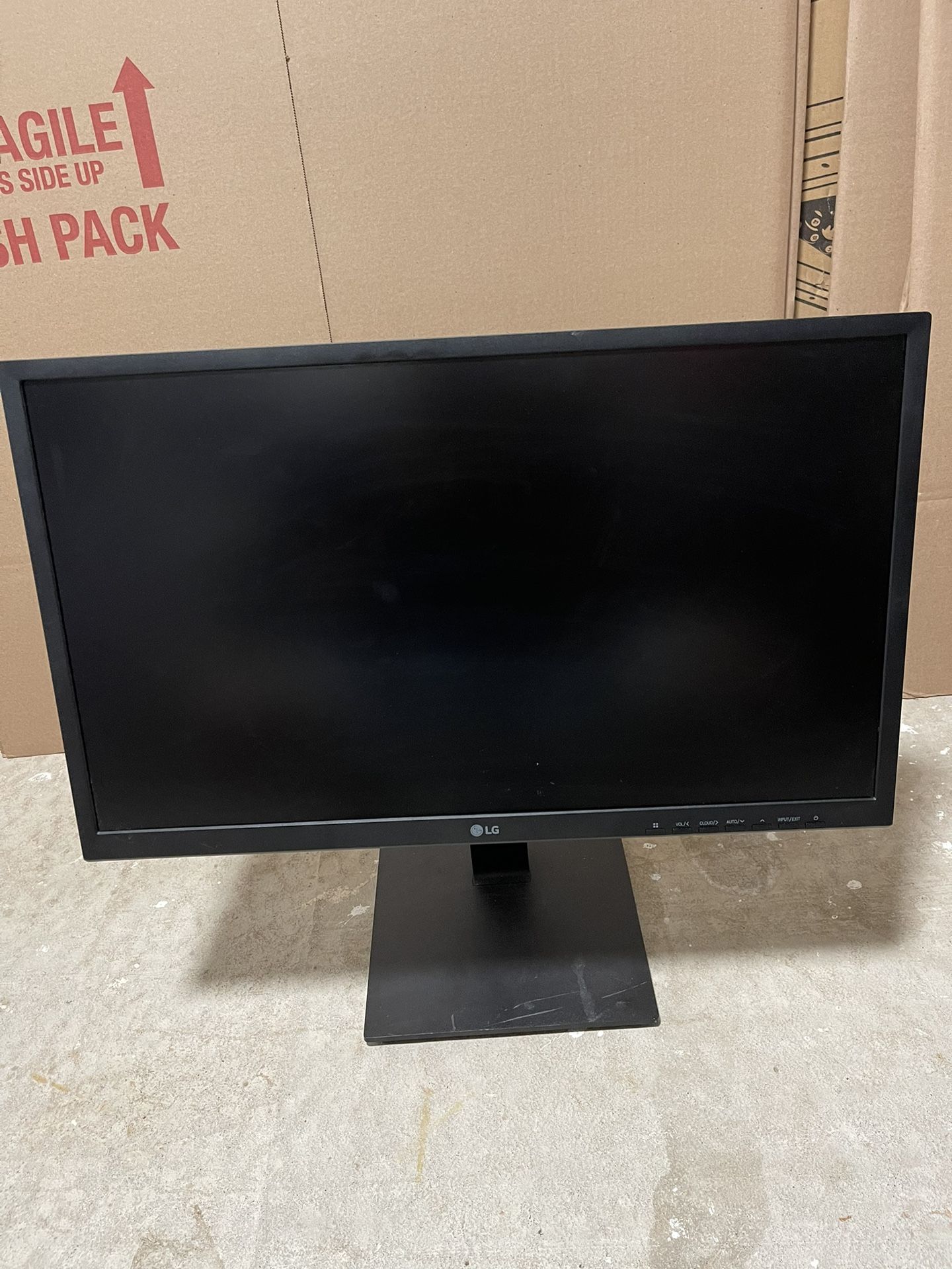 LG Computer & Monitor 