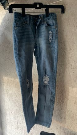 Levi jeans girls size 8 Reg.