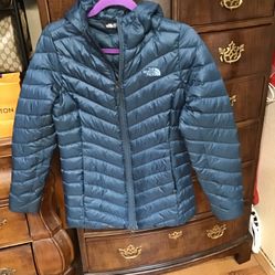 North Face Womens trevail Hoodie Size XS Color Ink Blue Like New/Excellent Condition 