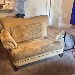 Couch 3/3 Loveseat
