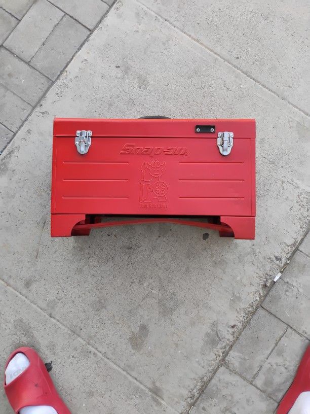 Snap-on Toolbox Charcoal Grill
