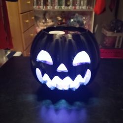 Bath And Body Works 2024 Halloween Pumpkin LED 3 Wick Candleholder