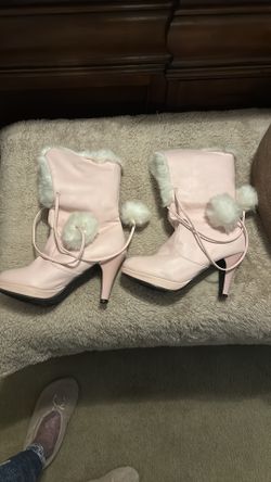 Fluffy heeled, boots, pink