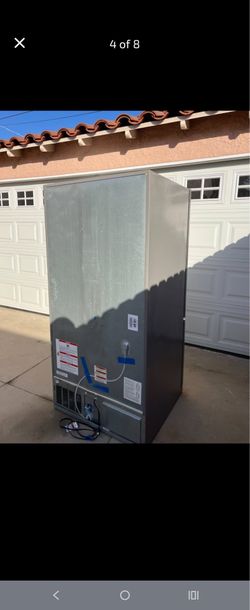 Whirlpool - 33 in. Wide 22 cu. ft. Bottom-Freezer Refrigerator