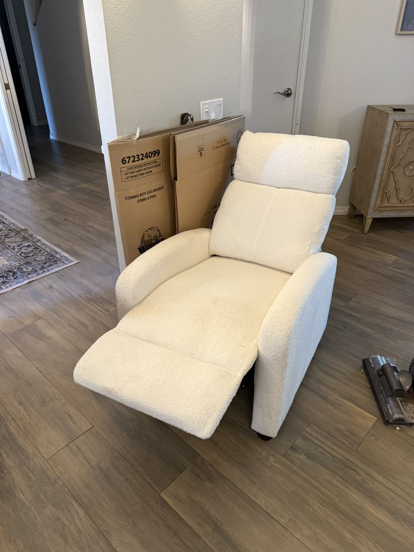 Comfortable Almost New Recliner