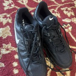 brand new nike shoes for men size 9