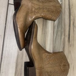 Women’s Tan Western Cowboy Ankle Boots 