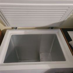 deep Freezer Just Like New Had Very Little Use 