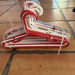 Kids Hangers 20
