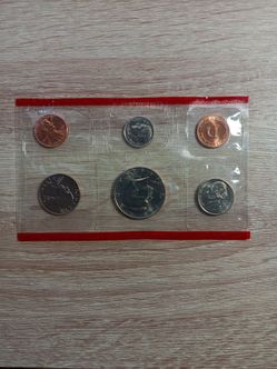 US Mint Uncirculated Coin Set