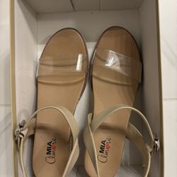 Mia Brand Low Wedge Size 9 Women Wedge