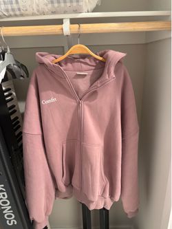 COMFRT Pink Size Medium Zipup new