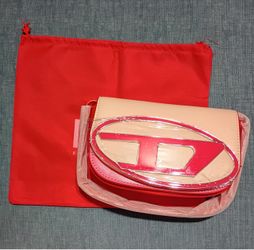 d logo top handle purse