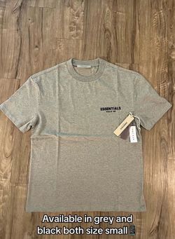 Essentials tee