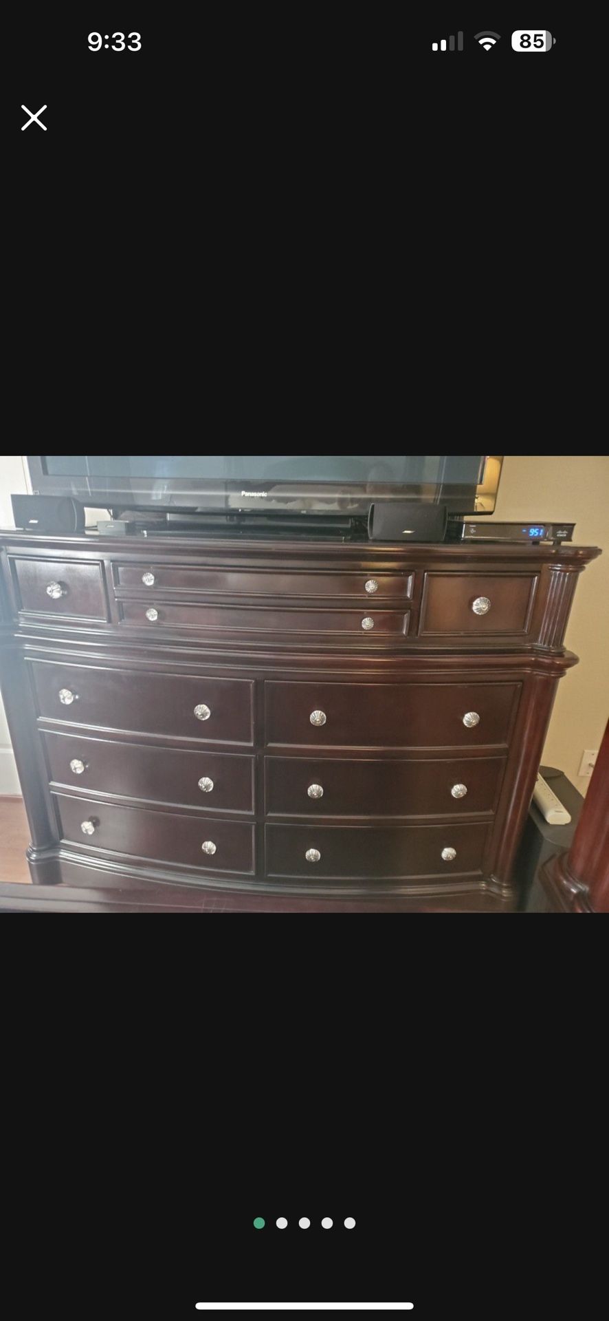 Rooms to go dumont canopy bed (King Size) And Dresser for Sale in