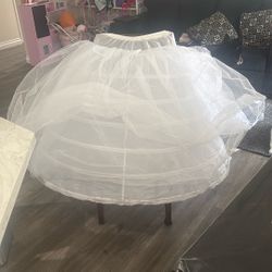 Crinolina Hoop Skirt