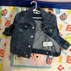 Disney x Gap Jean Jacket Size 4 Kids / Toddler 