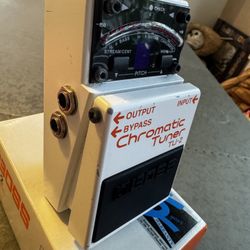 BOSS TU-2 Chromatic Tuner