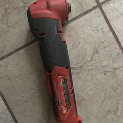 Milwaukee M12 Multi Tool