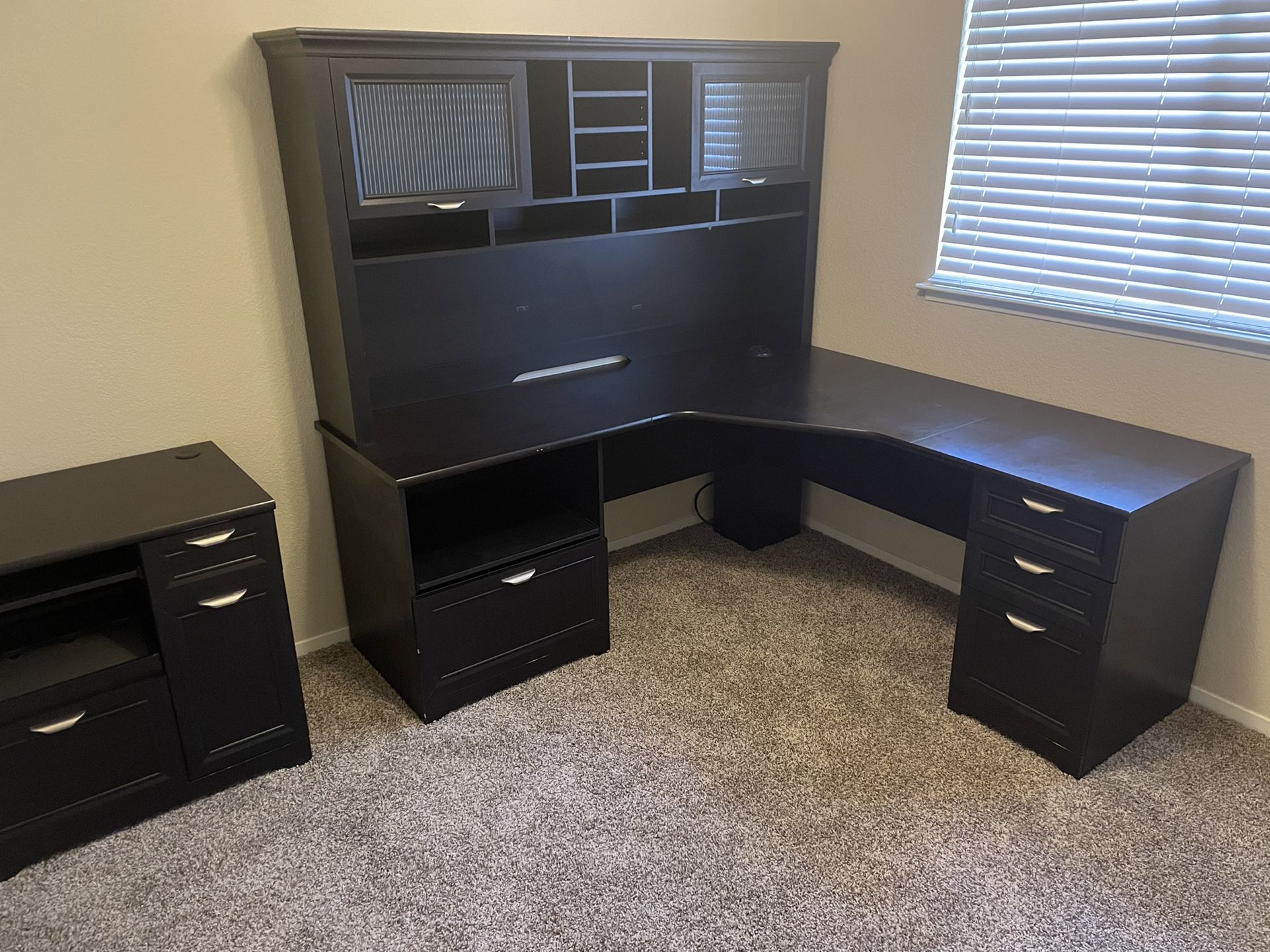 Corner Office Desk With Hutch And Tech Center