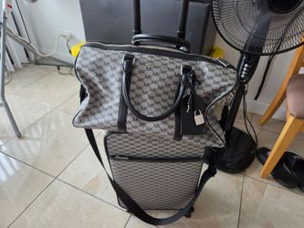 Michael kors  carry on  with  duffel