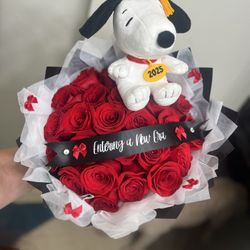 Snoopy Graduation Boiquet 